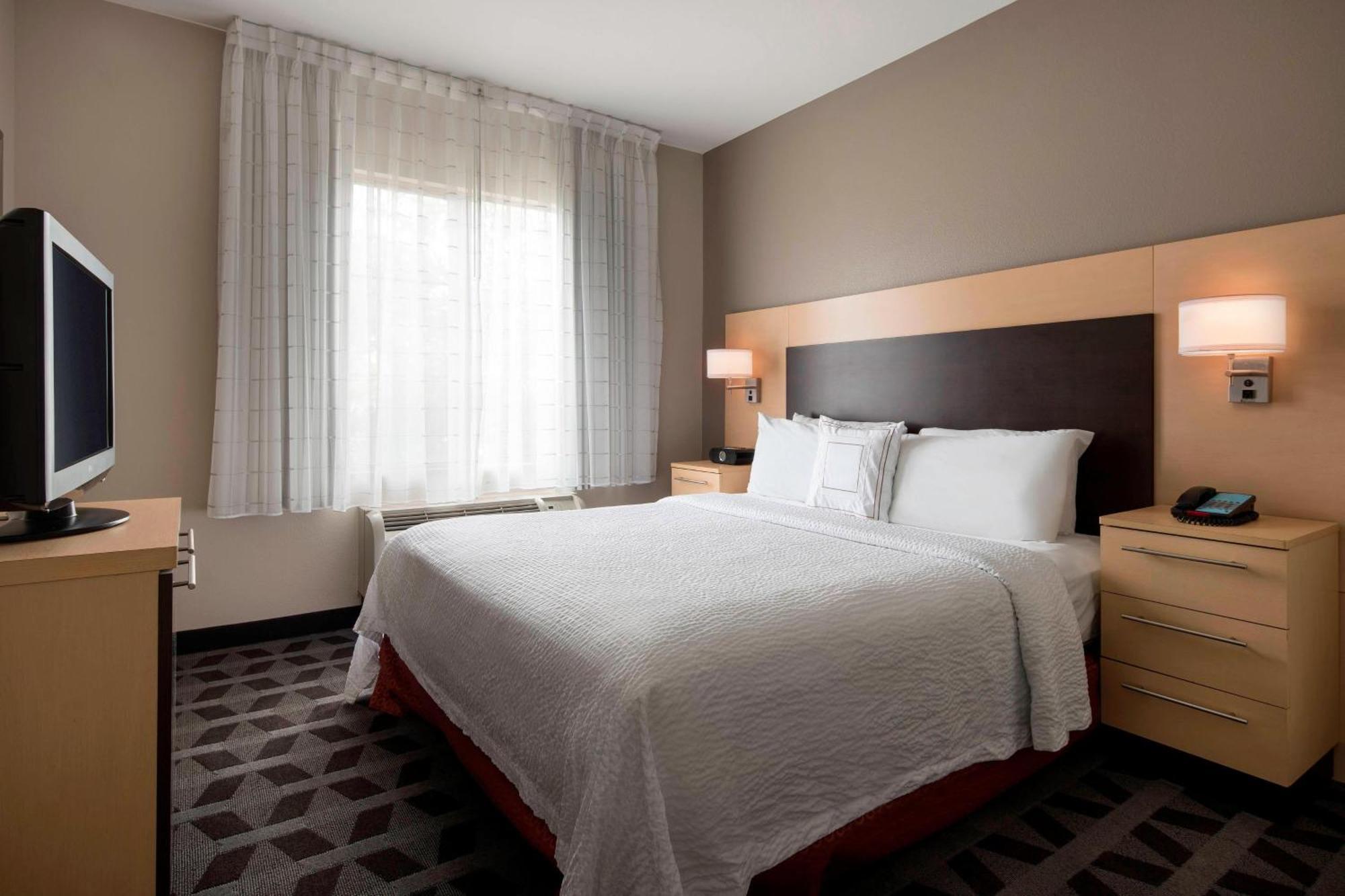 Towneplace Suites By Marriott San Diego Carlsbad / Виста Экстерьер фото
